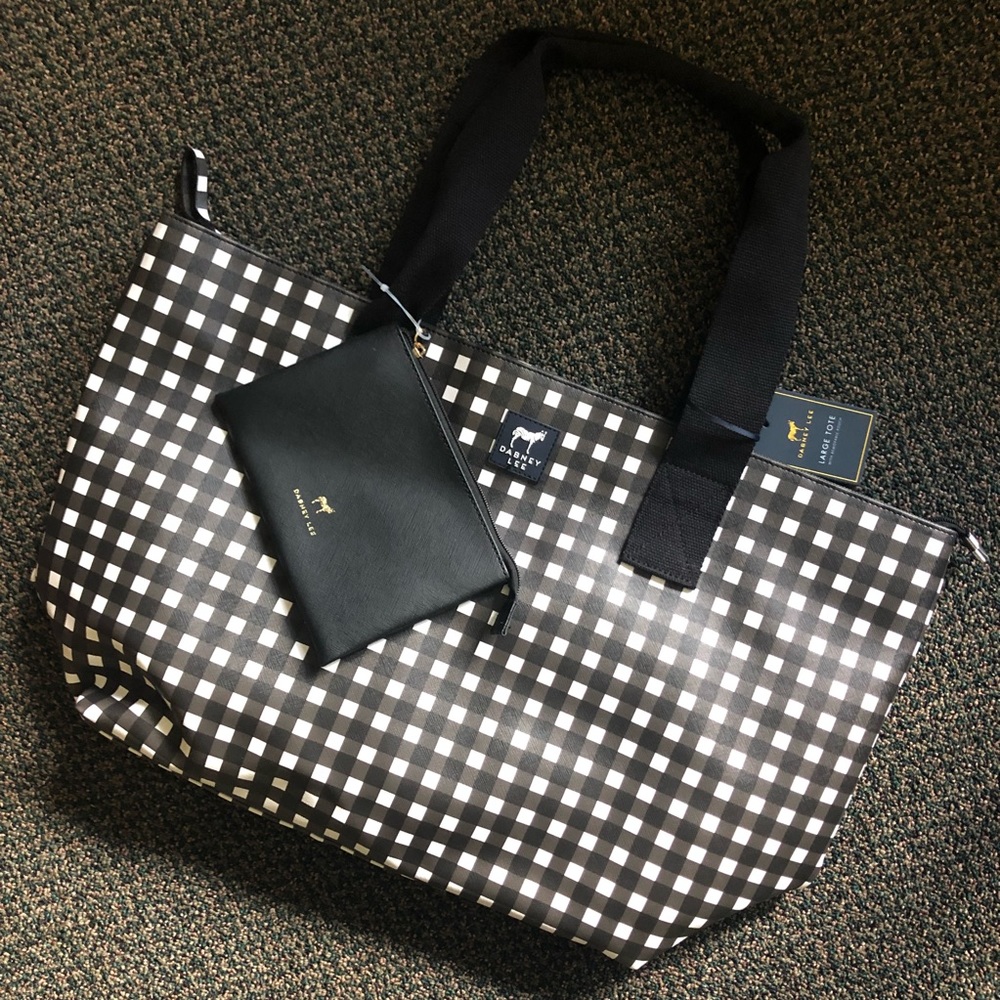 Large Tote with pouch